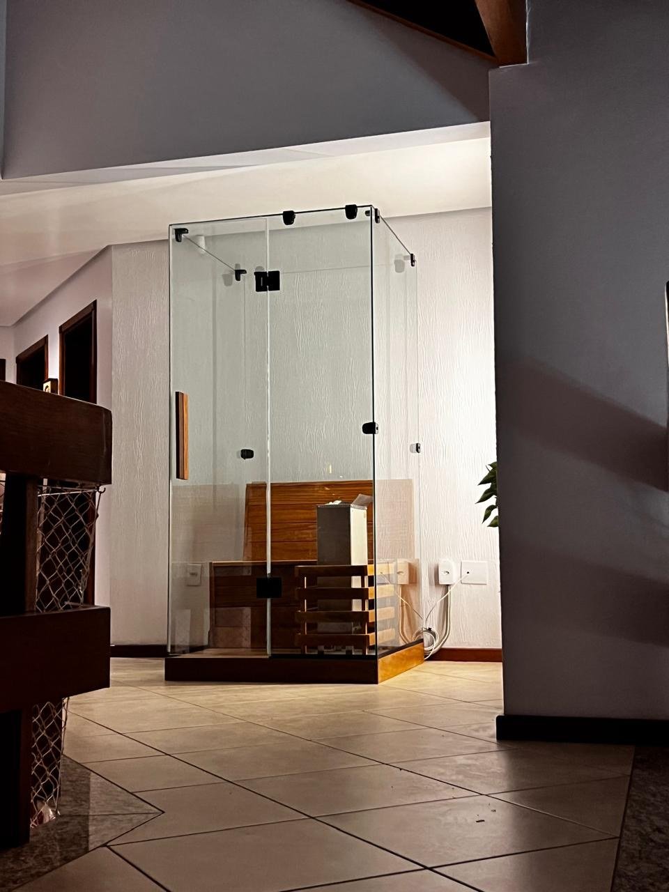 Sauna personalizada em ambiente interno